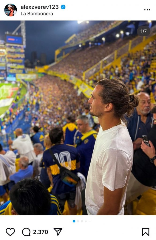 x_b1G8ZME_720x0__1-665x1024 Zverev vive noite de torcedor na Bombonera e se encanta com futebol argentino